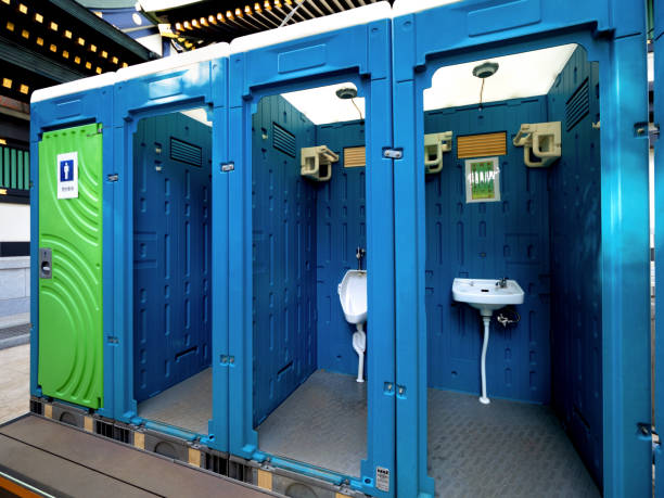 Portable Toilet Options We Offer in Lighthouse Point, FL